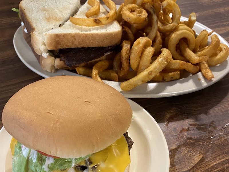 Peppertown Restaurant food